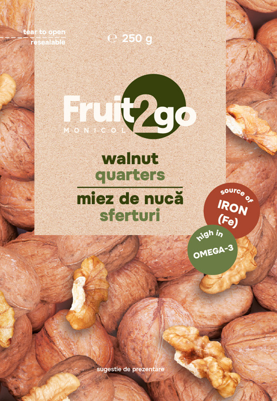 Miez de nucă sferturi